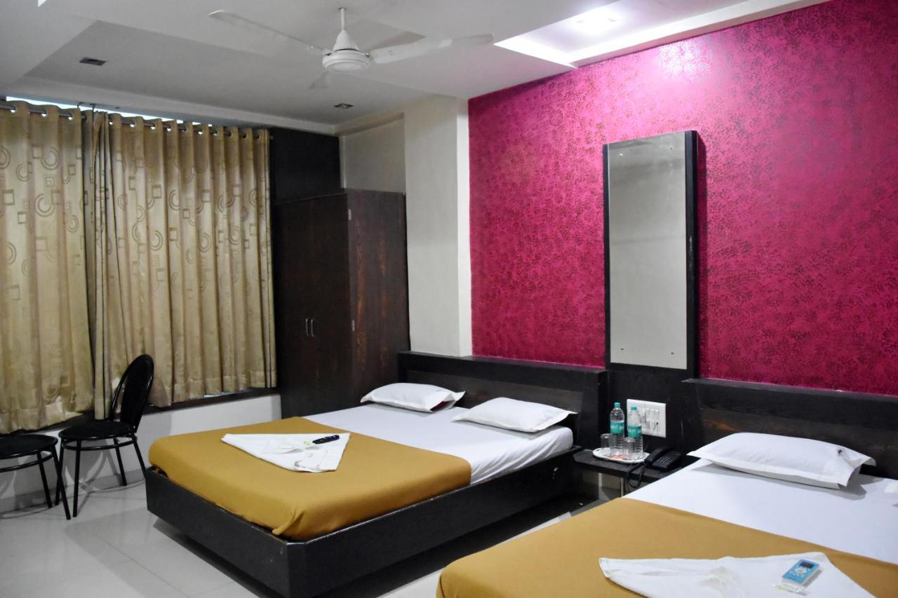 Hotel Sai Galaxy Inn Shirdi Luaran gambar