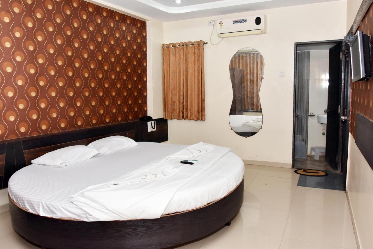 Hotel Sai Galaxy Inn Shirdi Luaran gambar